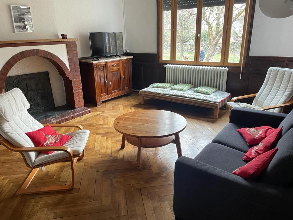 Maison de Marius et Maison d Amelie Estenos Extérieur photo